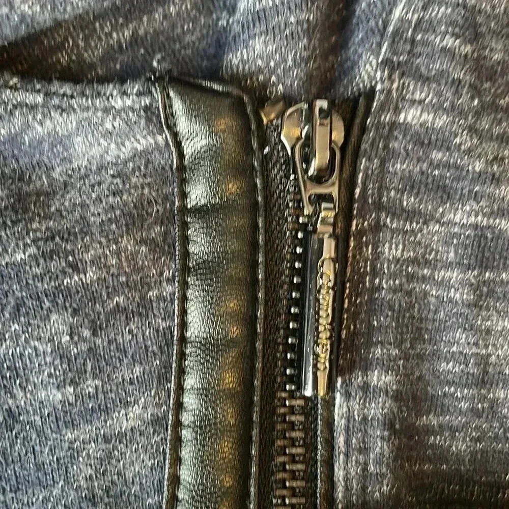 Calvin Klein Performance Jacket - Picture 4 of 6